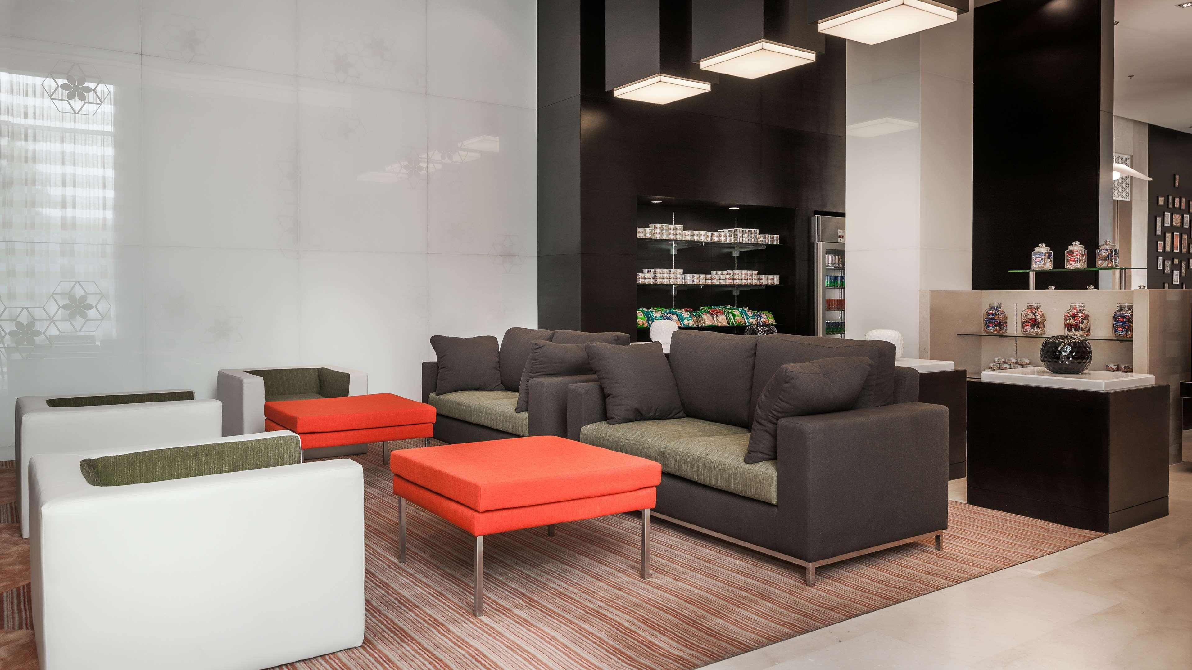 حياة بلايس جورجاون أوديوج فيهار غورغاون المظهر الخارجي الصورة The lounge at the airport